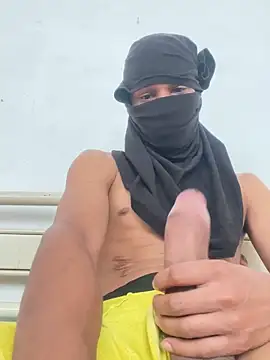 Snapshot of JR777xxx chatting on November 16, 2025, 4:45 pm JR777xxx online show from November 16, 2025, 4:45 pm