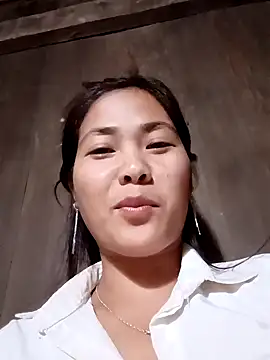 Snapshot of Lyssa-a chatting on November 11, 2025, 3:39 am Lyssa-a online show from November 11, 2025, 3:39 am