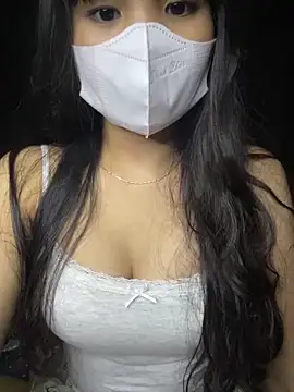 Snapshot of Tina-03 chatting on October 31, 2025, 4:19 pm Tina-03 online show from October 31, 2025, 4:19 pm