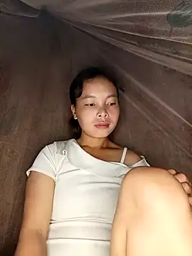 Nguyet2k4 online show from October 15, 2025, 12:55 am