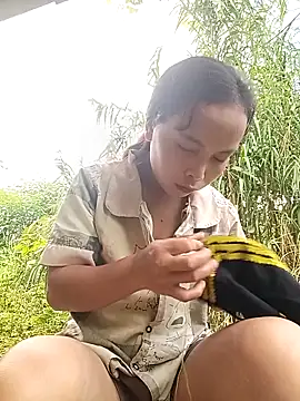 Nguyet2k4 online show from October 17, 2025, 7:11 am