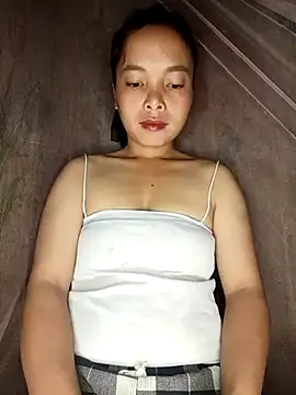 Nguyet2k4 online show from November 1, 2025, 2:57 am