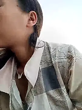 Nguyet2k4 online show from November 12, 2025, 7:09 am