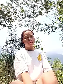 Nguyet2k4 online show from March 24, 2026, 5:56 am