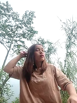 Nguyet2k4 online show from April 3, 2026, 11:03 pm