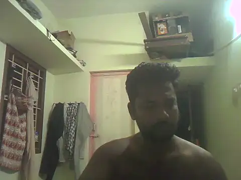 Snapshot of Vickyins480000 chatting on November 4, 2025, 3:44 pm Vickyins480000 online show from November 4, 2025, 3:44 pm