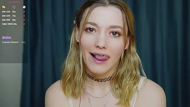 StarryMary online show from November 12, 2025, 9:03 pm