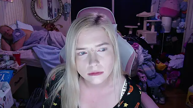 AddisonSparks online show from October 16, 2025, 6:58 am