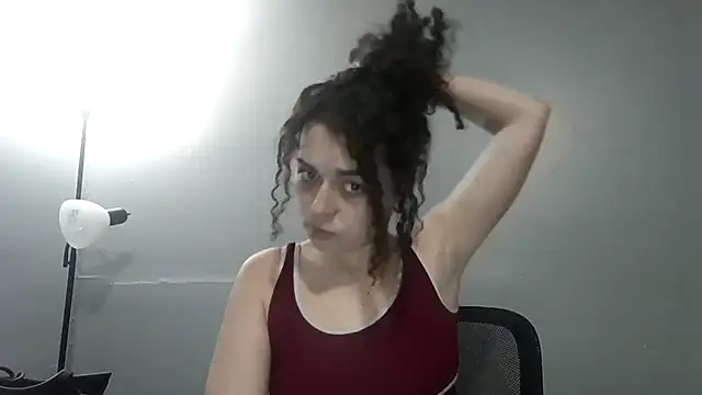 ali18of1 online show from April 4, 2026, 8:01 am