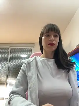 AlanaRius18 online show from November 26, 2025, 9:21 am