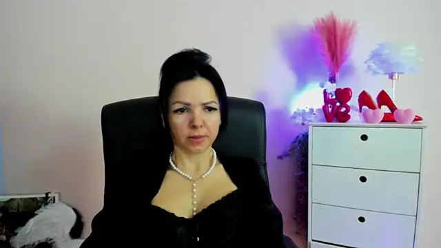 Snapshot of Mollybloom40 chatting on March 23, 2026, 7:34 am Mollybloom40 online show from March 23, 2026, 7:34 am