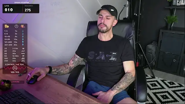 monsieurguitsxxx online show from February 5, 2026, 11:15 am