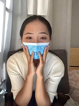 Yuyan ss online show from October 27, 2025, 8:51 am