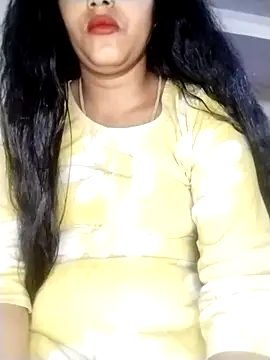 Snapshot of strip_queennn chatting on February 11, 2026, 4:45 pm strip queennn online show from February 11, 2026, 4:45 pm