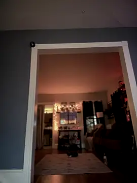 EllieELf online show from November 12, 2025, 1:55 pm