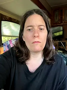 JT83FL online show from October 31, 2025, 8:54 pm