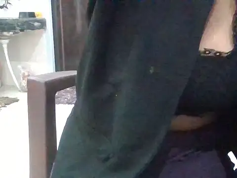 Snapshot of Rhea-Sen chatting on November 7, 2025, 6:52 pm Rhea-Sen online show from November 7, 2025, 6:52 pm