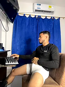 Kylian Alessandro online show from November 13, 2025, 6:34 am