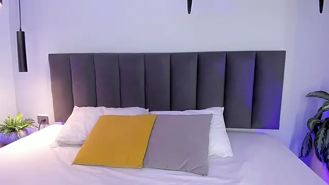 Snapshot of AilanaCortes chatting on October 27, 2025, 11:58 am AilanaCortes online show from October 27, 2025, 11:58 am