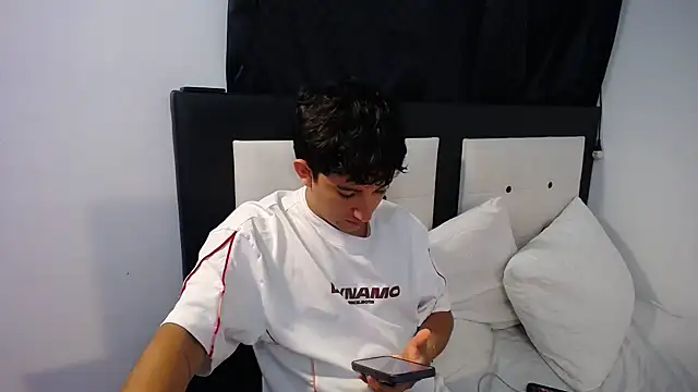 Dravith Valery online show from February 16, 2026, 3:57 am