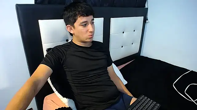 Dravith Valery online show from March 10, 2026, 4:06 am