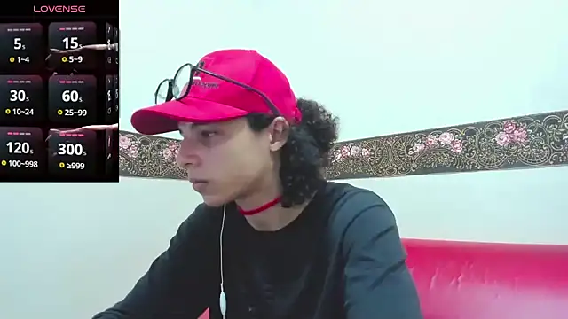 Snapshot of Mike_Miiller_ chatting on November 13, 2025, 6:18 pm Mike Miiller online show from November 13, 2025, 6:18 pm