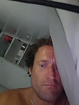 Snapshot of shainnfk chatting on November 21, 2025, 12:32 am shainnfk online show from November 21, 2025, 12:32 am