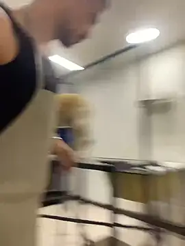 Leonardmoppet online show from October 25, 2025, 9:20 pm