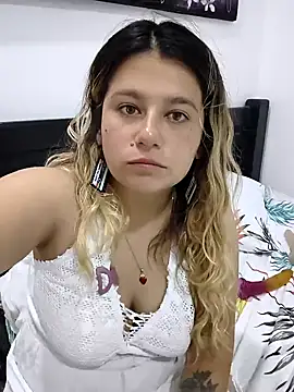 Sweet Bella Valery online show from March 22, 2026, 4:54 pm