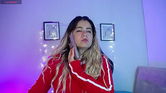 Sweet Bella Valery online show from March 31, 2026, 12:49 pm