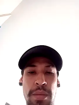 MaxHuston online show from February 13, 2026, 5:20 pm