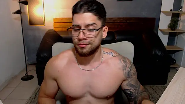Mike montoya01 online show from June 30, 2026, 10:33 pm