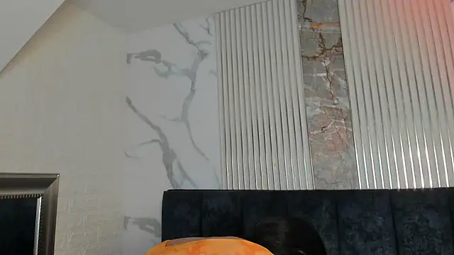 MarScarlett online show from February 13, 2026, 10:33 am