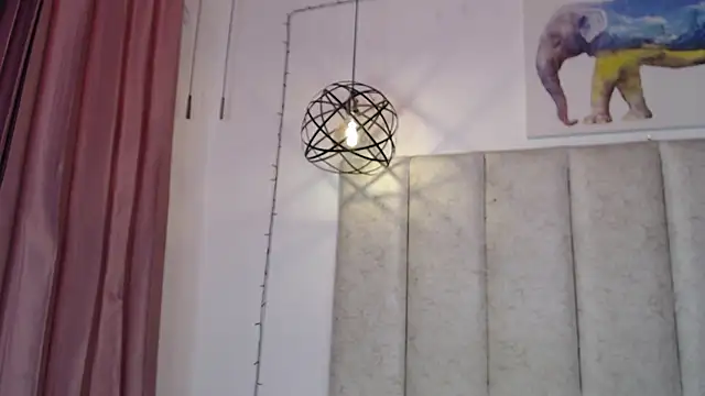 antonella rosecs online show from February 9, 2026, 5:22 am