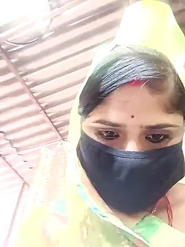 Snapshot of Rajni_chauhan chatting on November 14, 2025, 6:45 am Rajni chauhan online show from November 14, 2025, 6:45 am