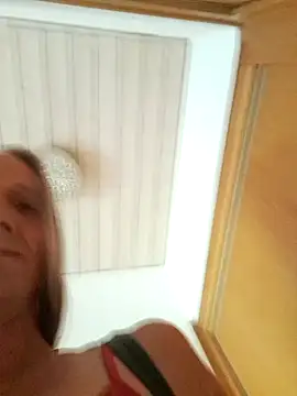 Snapshot of Cheryl_F chatting on July 20, 2026, 4:09 pm Cheryl F online show from July 20, 2026, 4:09 pm