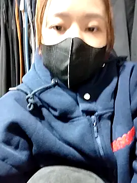 Snapshot of Michan68 chatting on October 26, 2025, 1:11 am Michan68 online show from October 26, 2025, 1:11 am