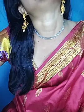 Snapshot of Deepa_telugu chatting on July 19, 2026, 4:33 pm Deepa telugu online show from July 19, 2026, 4:33 pm