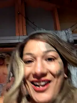 Snapshot of octaviatheillestt chatting on October 19, 2025, 9:32 am octaviatheillestt online show from October 19, 2025, 9:32 am