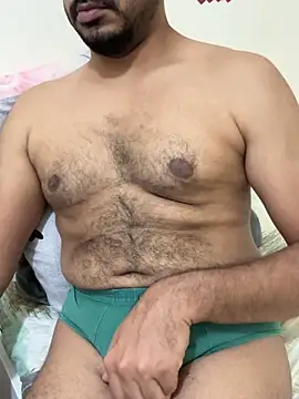 Handsome8677 online show from December 14, 2025, 2:44 pm