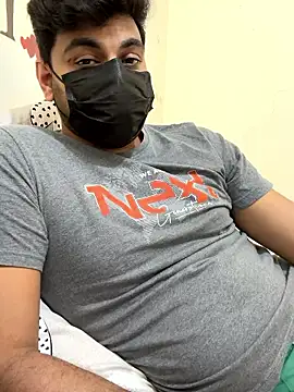 Handsome8677 online show from January 10, 2026, 11:56 am