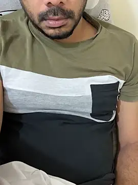 Handsome8677 online show from February 4, 2026, 8:25 pm