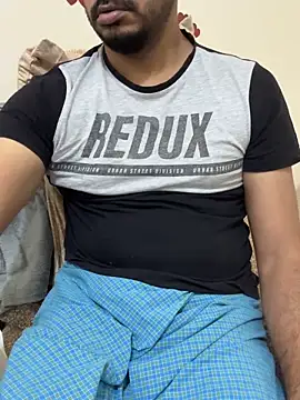 Handsome8677 online show from February 26, 2026, 10:14 am