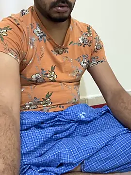 Handsome8677 online show from April 2, 2026, 10:51 pm