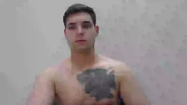 Zure-xxx online show from May 29, 2026, 1:58 am