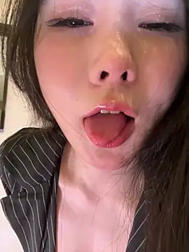 anqi6376 online show from June 1, 2026, 3:25 pm