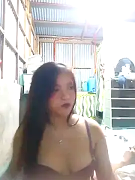 XxxHotCouples4u online show from November 15, 2025, 1:51 pm