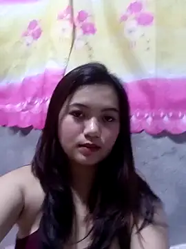 XxxHotCouples4u online show from March 28, 2026, 4:39 pm