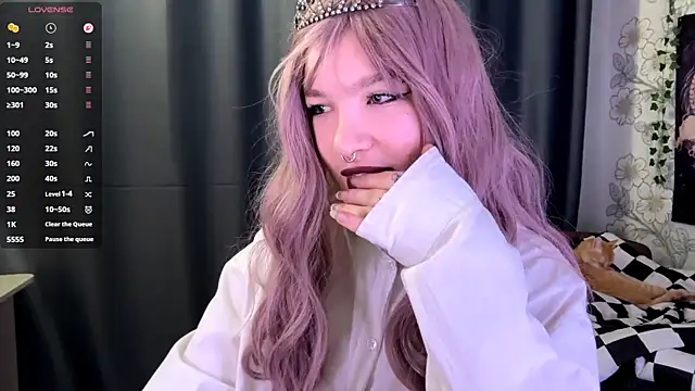 Snapshot of ElnoraVanord chatting on October 22, 2025, 8:52 pm ElnoraVanord online show from October 22, 2025, 8:52 pm