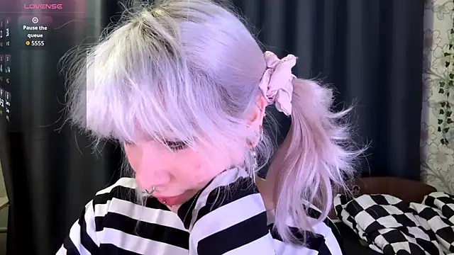 Snapshot of ElnoraVanord chatting on October 26, 2025, 7:20 pm ElnoraVanord online show from October 26, 2025, 7:20 pm